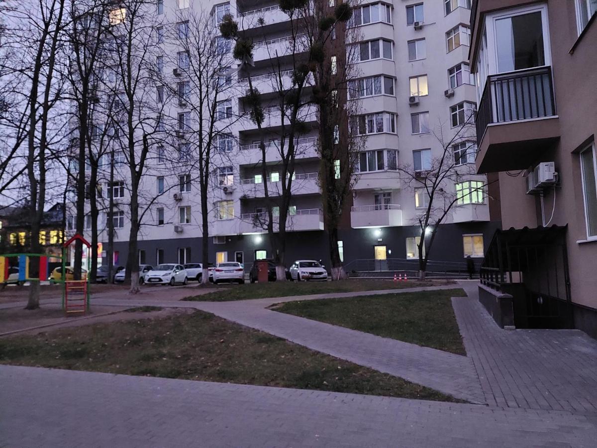 Сказочно Волшебная Квартира Соломенском Районе Добробут Kiev Exterior foto